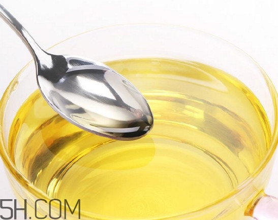 調(diào)和油和大豆油哪個(gè)好？調(diào)和油是色拉油嗎