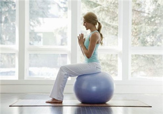 頸椎病人練瑜伽的好處？瑜伽治療便秘的動(dòng)作