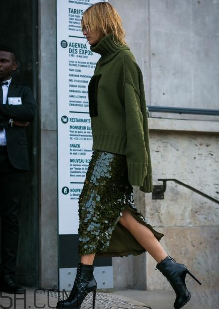 肩寬的女生冬天怎么穿？肩寬的女生冬天穿搭技巧