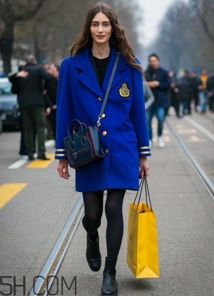 肩窄的女生穿什么大衣？適合肩窄女生的大衣款式