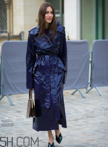 肩窄的女生穿什么大衣？適合肩窄女生的大衣款式