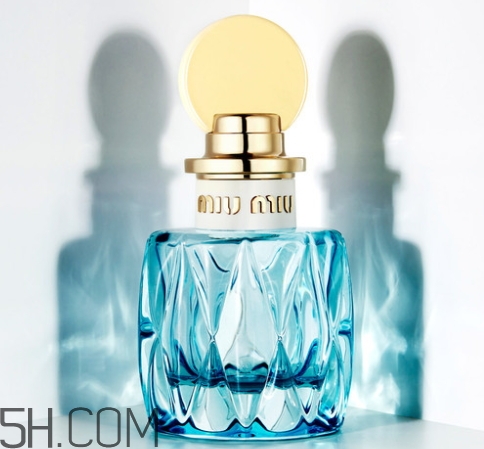 miumiu香水黃蓋和紅蓋哪個(gè)好聞？miumiu紅蓋黃蓋區(qū)別