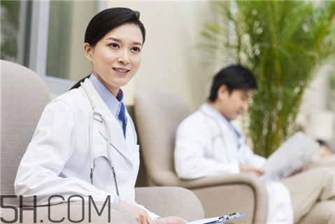 甲亢跟甲減有什么區(qū)別？甲亢跟甲減那個(gè)比較好？