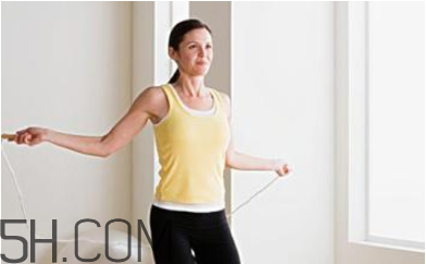 跳繩前后要注意什么？跳繩的好處和壞處
