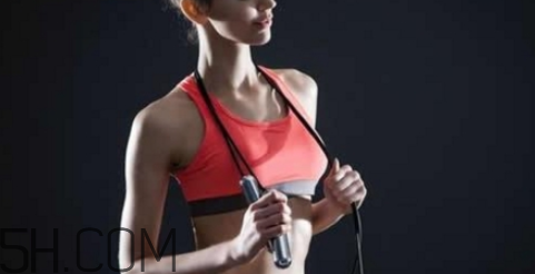 跳繩會傷膝蓋嗎？怎樣跳繩不傷膝蓋？