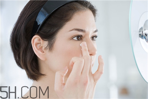 青春痘不擠會怎么樣？青春痘不治療可以嗎？