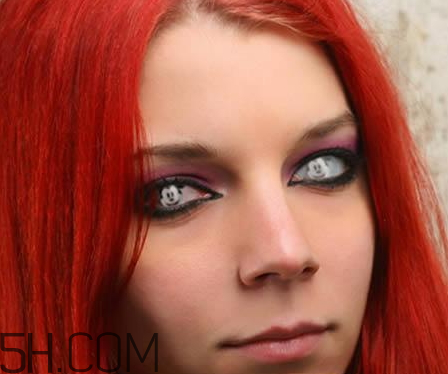 萬圣節(jié)隱形眼鏡多少錢？哪里買？