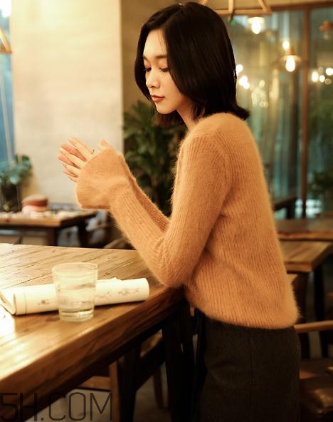 兔毛衣服縮水了怎么辦？兔毛衣服怎么在家清洗？