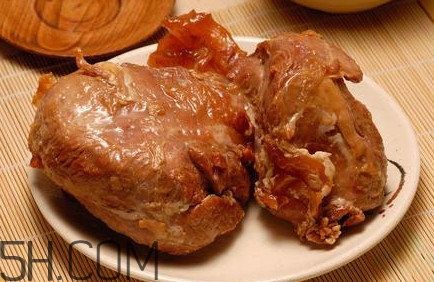 醬牛肉有點(diǎn)粘了怎么辦？醬牛肉為什么會(huì)變綠