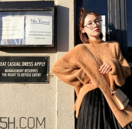 貂絨毛衣會(huì)不會(huì)縮水？貂絨毛衣縮水怎么辦？