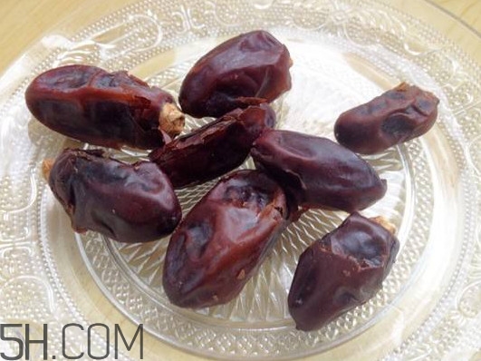 椰棗是天然的嗎？椰棗是蜜棗嗎