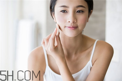 青春痘需要用藥嗎？青春痘需要治療嗎？