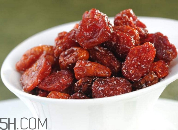 蜜棗和紅棗有什么區(qū)別？阿膠蜜棗的功效與作用