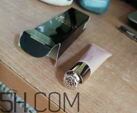 歐珀萊唇部修護(hù)美容液怎么用_怎么樣 歐珀萊唇部修護(hù)美容液怎么用_怎么樣