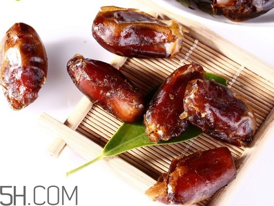 椰棗是哪里的特產(chǎn)？椰棗是棗嗎