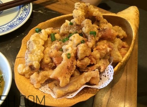 炸酥肉是用面粉還是淀粉？炸好的酥肉怎么煮好吃