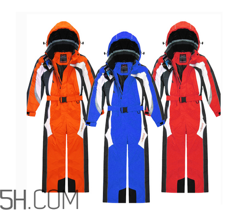 滑雪服什么牌子好？滑雪服和沖鋒衣哪個(gè)好？