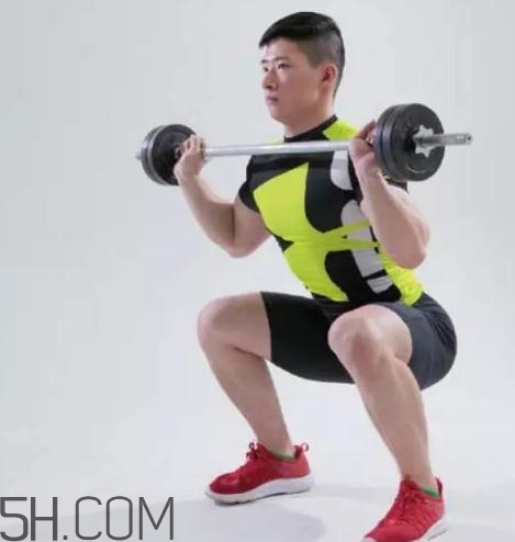 深蹲時怎么呼吸？深蹲的正確呼吸方法