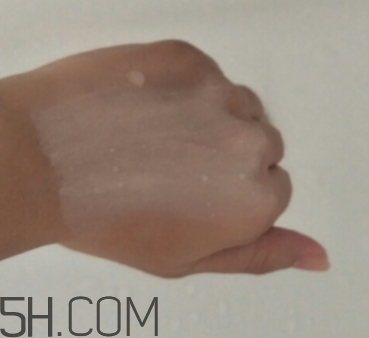 卡姿蘭和歐萊雅哪個好？卡姿蘭和歐萊雅對比