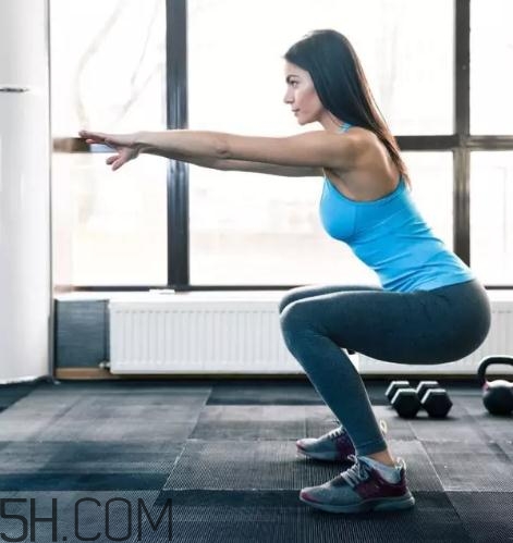 為什么做深蹲會頭暈？深蹲頭暈怎么改善？