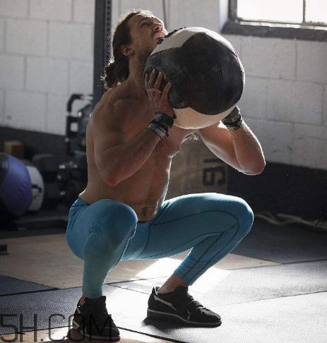 深蹲要蹲多深？深蹲要不要蹲到底？