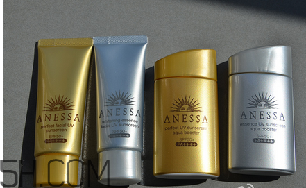 安耐曬各種顏色瓶子的區(qū)別？防曬霜可以直接涂在臉上嗎？