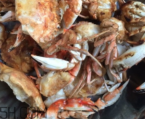 花蓋蟹和梭子蟹哪個好吃？花蓋蟹和梭子蟹區(qū)別