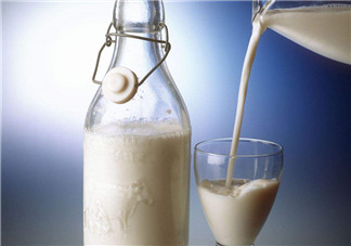 牛奶凍可以用酸奶嗎？純牛奶可以做酸奶嗎？