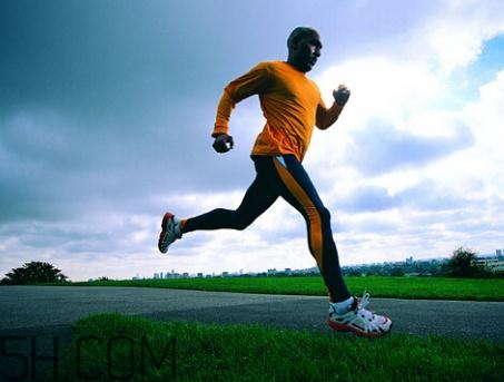 健身能喝酒嗎？健身能抽煙嗎？