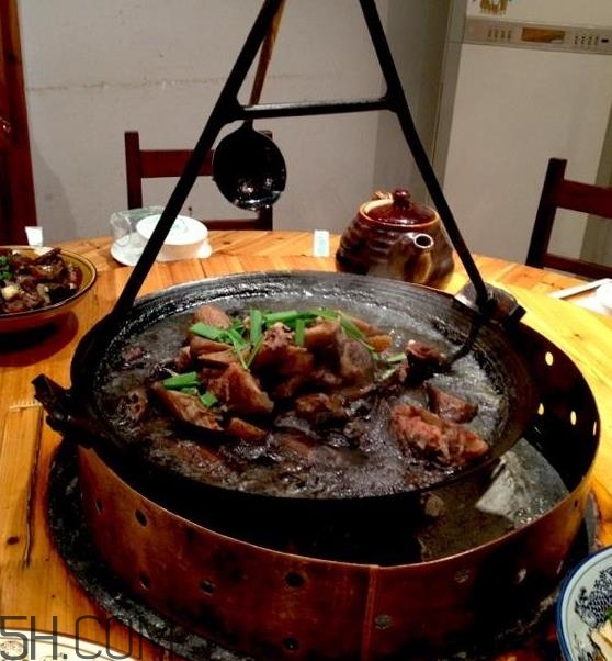 吊鍋是哪里的特色菜？吊鍋是什么菜系？