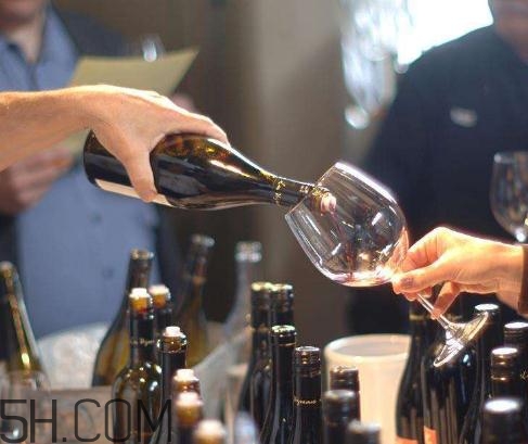 喝酒對血壓有影響嗎？喝酒會引起高血壓嗎？