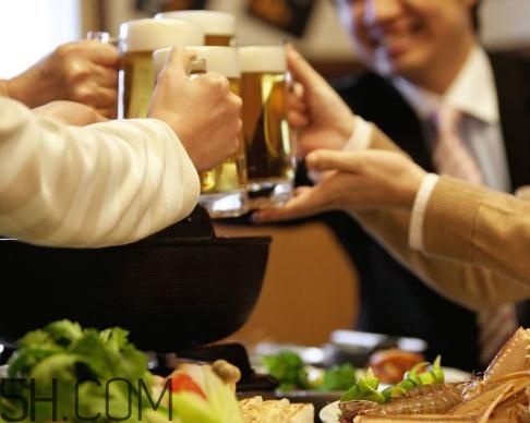 喝酒會(huì)影響記憶力嗎？喝酒會(huì)影響大腦嗎？