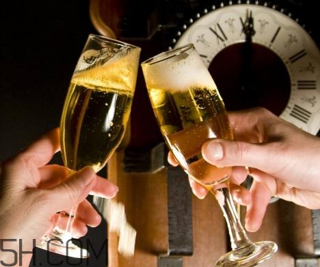 喝酒會影響血糖嗎？喝酒會影響體檢結果嗎？