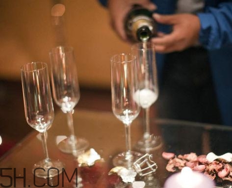 喝酒會影響視力嗎？喝酒會影響智商嗎？