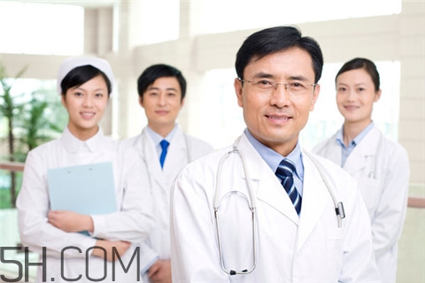 尿頻可以吃阿莫西林嗎？尿頻可以吃諾氟沙星嗎？