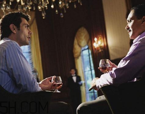 喝酒對前列腺有影響嗎？喝酒前列腺發(fā)炎怎么辦？