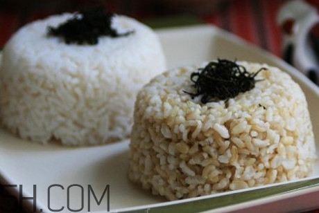 茶葉水煮飯有什么好處？茶葉水怎么煮飯