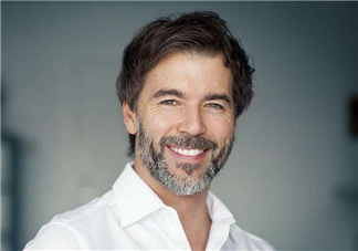 尿頻可以爬山嗎？尿頻可以多喝水嗎？