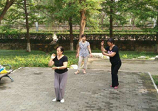 八段錦能治什么病？太極拳八段錦五禽戲哪一種最好