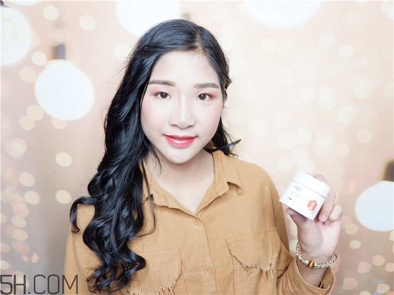 leseul諾頌澄亮精油磨砂蜜糖膜怎么樣_好用嗎