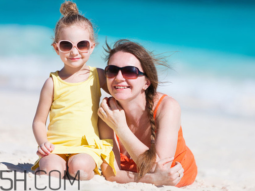 防曬指數(shù)越高對(duì)皮膚傷害越大嗎？使用防曬霜的誤區(qū)