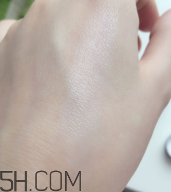 蘭蔻新塑顏修護眼霜產品評測_使用方法