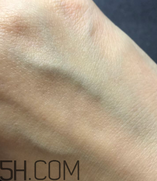 蘭蔻新塑顏修護眼霜產品評測_使用方法