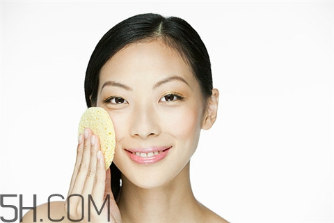 隆胸后多久變得柔軟？隆胸后多久可以側(cè)睡？