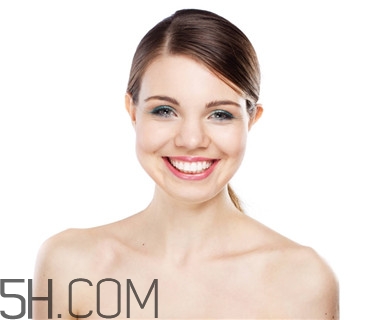 隆胸是男醫(yī)生嗎？隆胸會(huì)有后遺癥嗎？