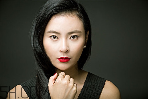 烤瓷牙能用電動(dòng)牙刷嗎？烤瓷牙能做核磁共振嗎？