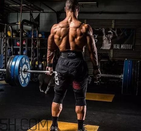 硬拉會(huì)傷腰嗎？硬拉會(huì)腰間盤突出嗎？