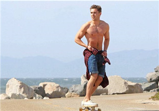 男士防曬霜哪個(gè)牌子好？安耐曬和fancl哪個(gè)好用？