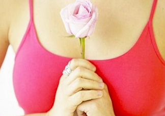 是什么因素決定了乳房大小？乳房脹痛是怎么回事