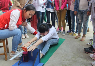 坐位體前屈可以長(zhǎng)高嗎？坐位體前屈成績(jī)?nèi)绾慰焖偬嵘?><p><strong>坐位體前屈可以長(zhǎng)高嗎？坐位體前屈成績(jī)?nèi)绾慰焖偬嵘?/strong></p></a></li> <li><a href=